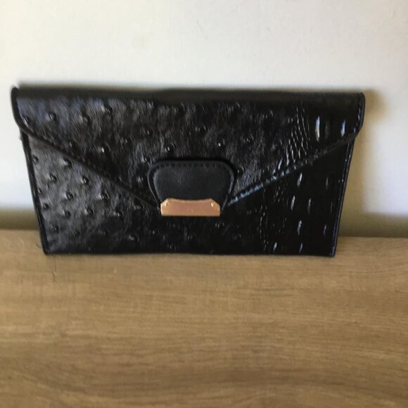 Black Ostrich Embossed Clutch Purse Handbag Suede Inner Lining - Picture 1 of 3